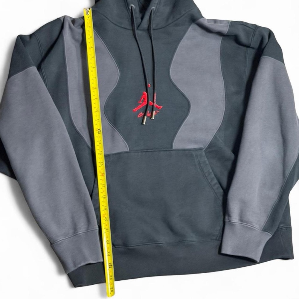 Jordan x Off White Hoodie - Picture 2 of 8